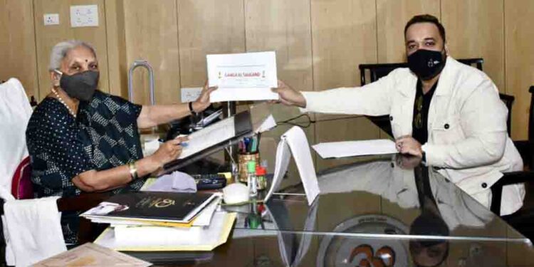 Renowned film Producer Ali Akbar Sultan Ahmed was called upon by Uttar Pradesh Governor to discuss the issues related to awareness of Ganga River