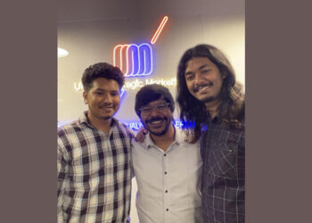 UnFoldMart: Redefining Creativity in the Advertising Landscape